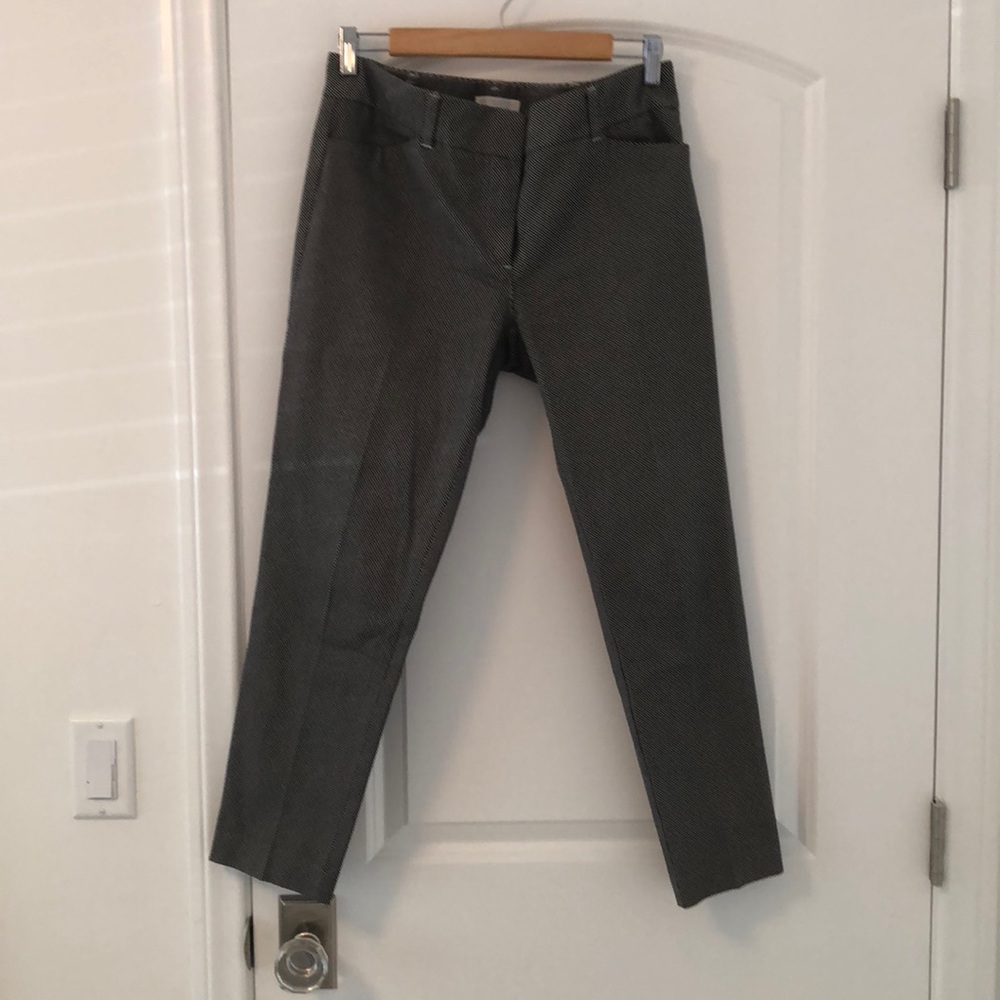 **PERFECT CONDITION** NY&C Straight Leg Pants